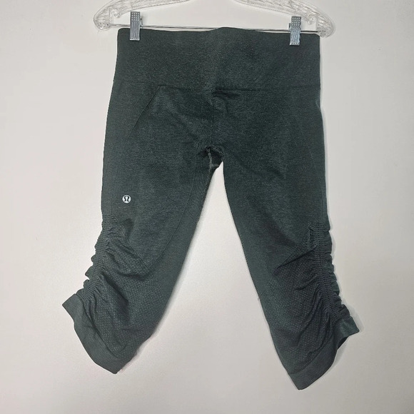Lululemon Activewear Flow & Go Crop Deep Green Size 8 - Picture 3 of 11